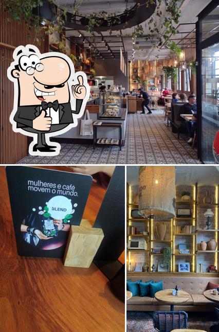 Look at the pic of Café Cultura