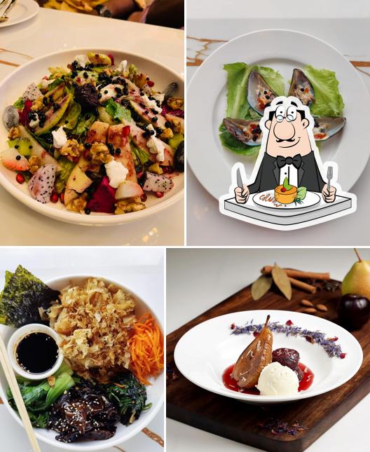 Food at GROZA by the Teaseller