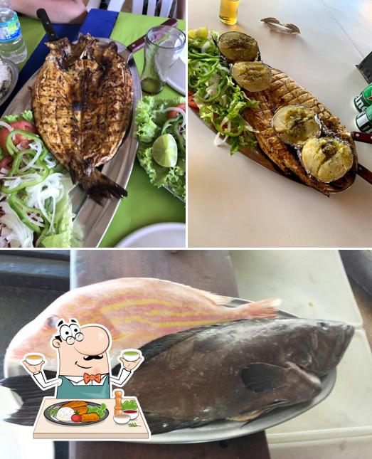 Platos en A Pomba