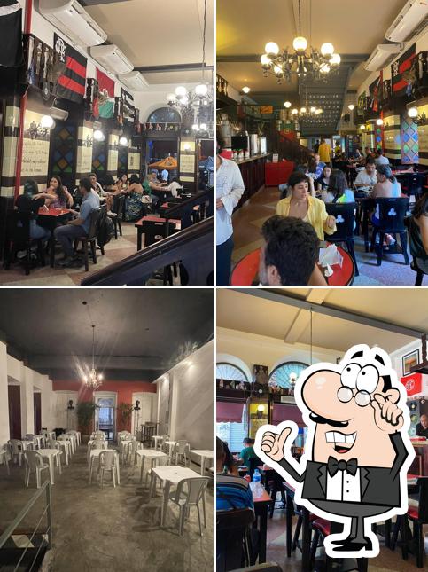 O interior do Capitu Bar, Restaurante e Centro Cultural