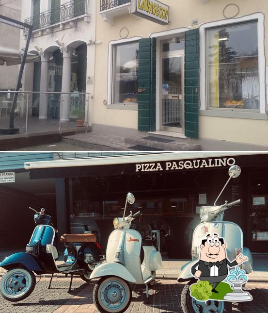 Gli esterni di Pizzeria Da Pasqualino