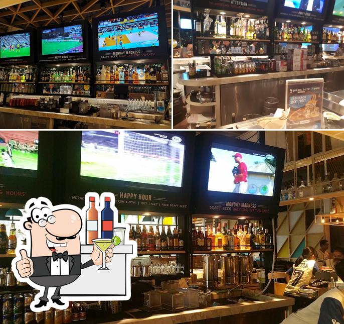 Pizza ė Birra Sports Bar MaxxBox Lippo Village, Tangerang, Jl