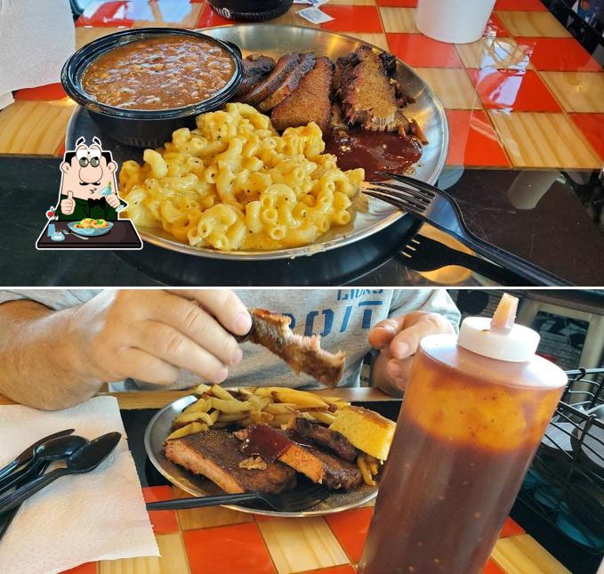Big Dog Barbecue in Jackson Restaurant menu and reviews
