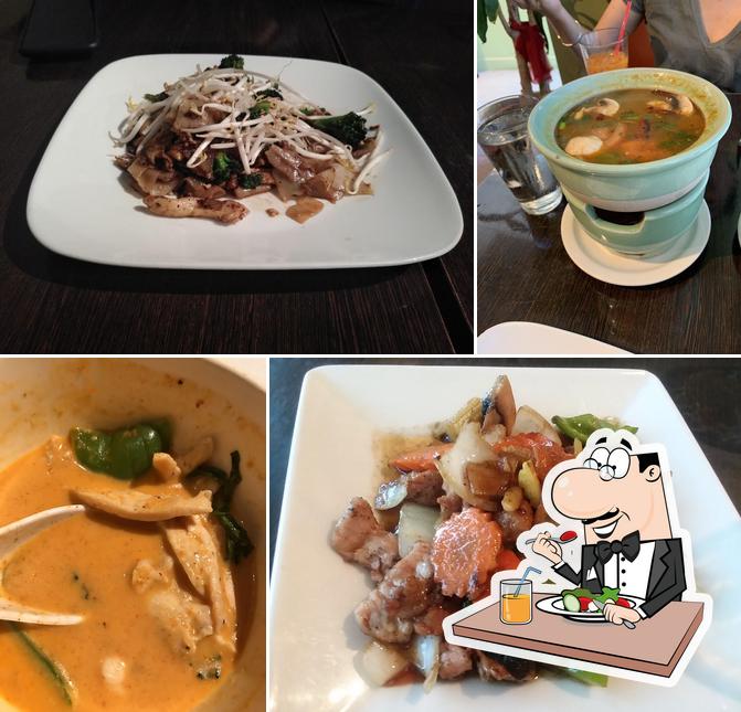 J's Noodles & New Thai in Denver Restaurant menu and reviews