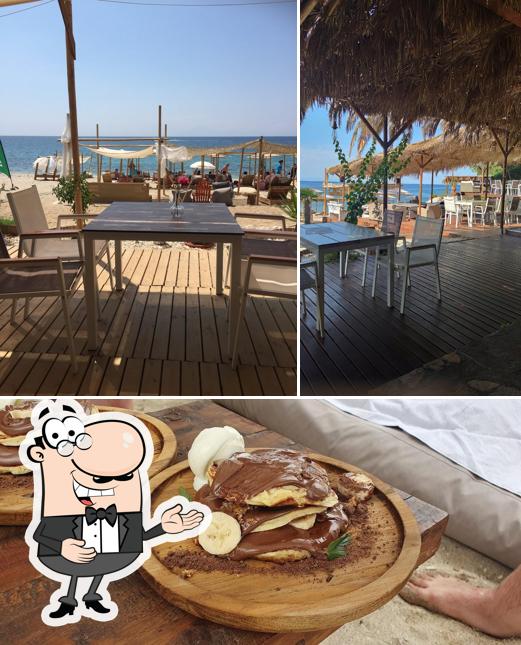 Oasis Beach Bar, Pefkari - Restaurant reviews