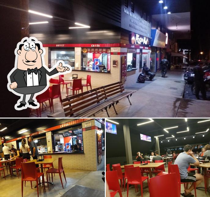 O interior do Pizza Hut Brasília Asa Sul