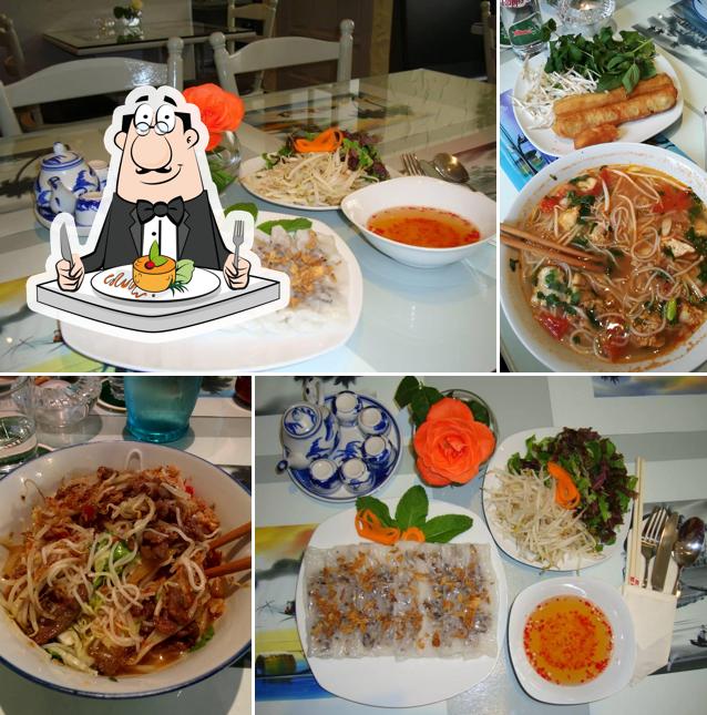 Еда в "Hoa Mai"