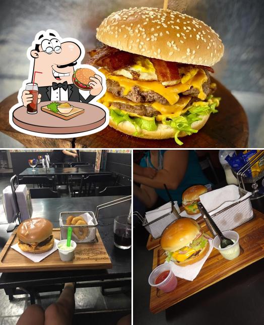 Experimente um hambúrguer no Cê Que Sabe Hamburgueria