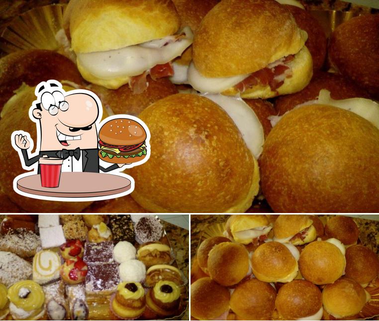 Ordina un hamburger a Pasticceria Guarino