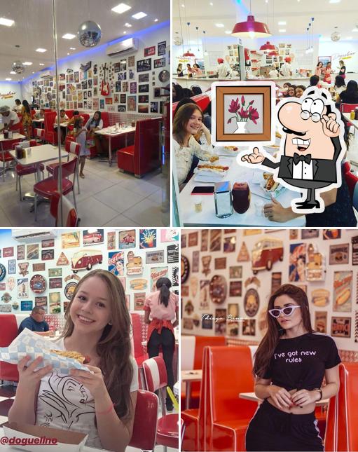 El interior de Doguelino Hot&Shake