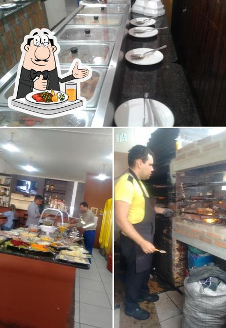 Comida em Churrasco Dourado