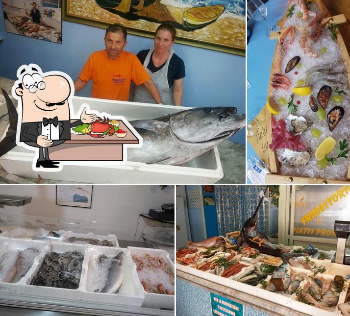 Essayez différents repas à base de fruits de mer servis par NUOVA Pescheria Friggitoria da Claudio