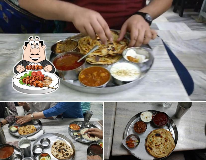 Food at Kesar Da Dhaba