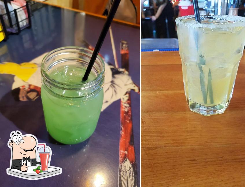 Pickle Barrel Cafe & Sports Pub Milledgeville in Milledgeville