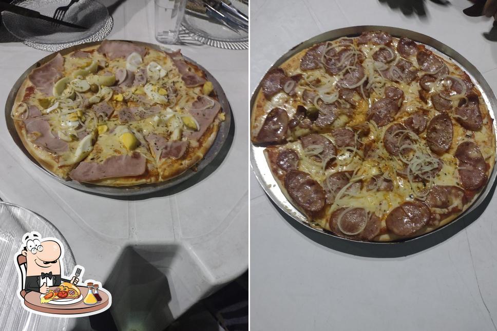 Consiga pizza no Finna's pizzaria