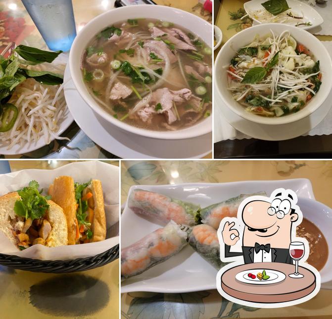 Meals at Pho Keizer