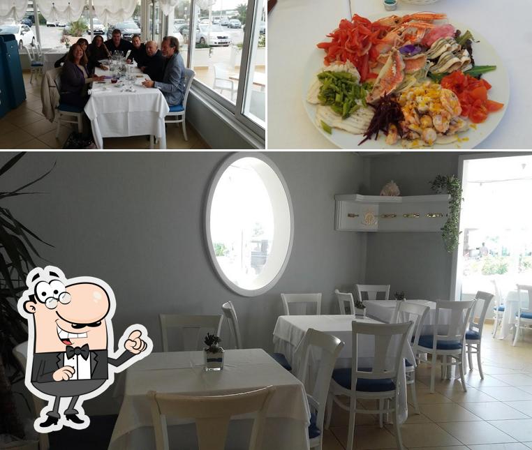 Ristorante Taverna del Marinaio si caratterizza per la interni e cibo