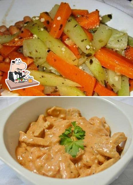 Platos en Marmitaria Dona Maria