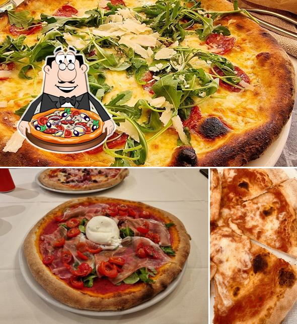 Ordina tra le svariate varianti di pizza
