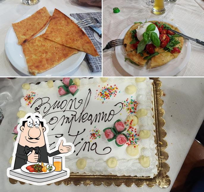 Cibo al Pizzeria ai 4 Assi