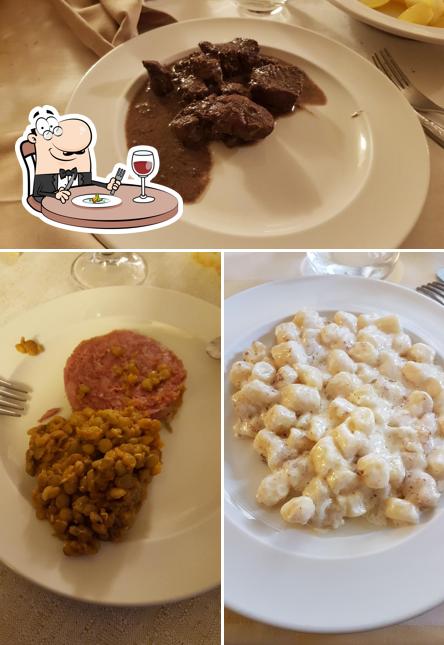 Platti al Trattoria Del Commercio