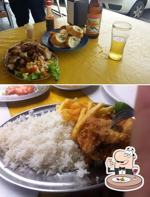 Comida em Panificadora e Confeitaria Donizetti