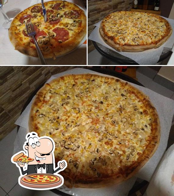 Experimente pizza no Hugo Tapas