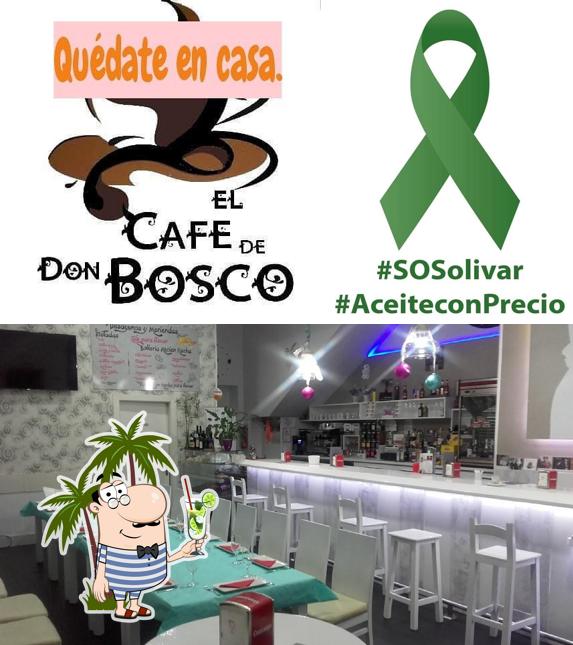 Look at this picture of El Café de Don Bosco