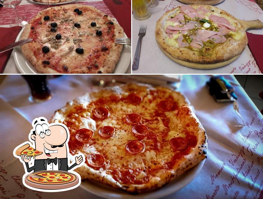 Ordina una pizza a Il Vesuvio Pizzeria Trattoria Bruschetteria