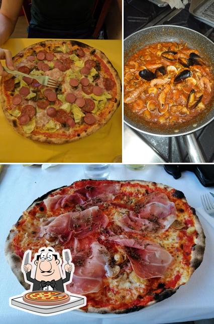 Scegli una pizza a Pizzeria trattoria bellavista