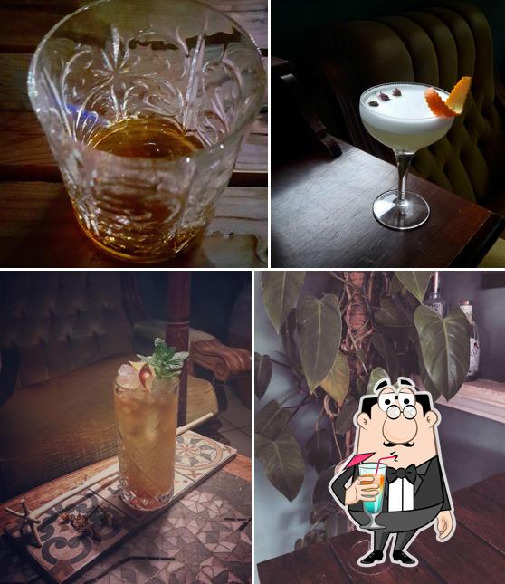 HIBISCUS BAR