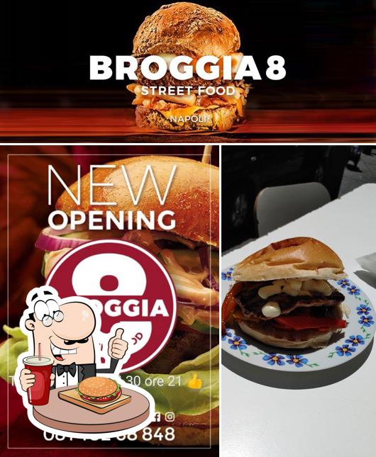 Prenditi un hamburger a Broggia 8 Street Food