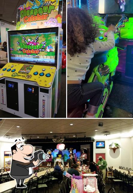 Chuck E Cheese In La Mesa Restaurant Menu And Reviews 
