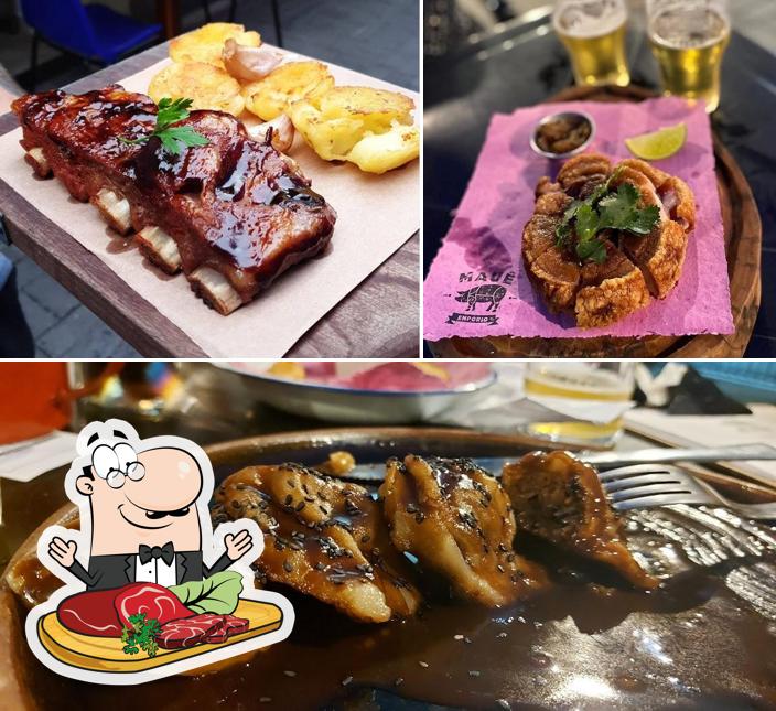 Try out meat meals at Mauê Empório