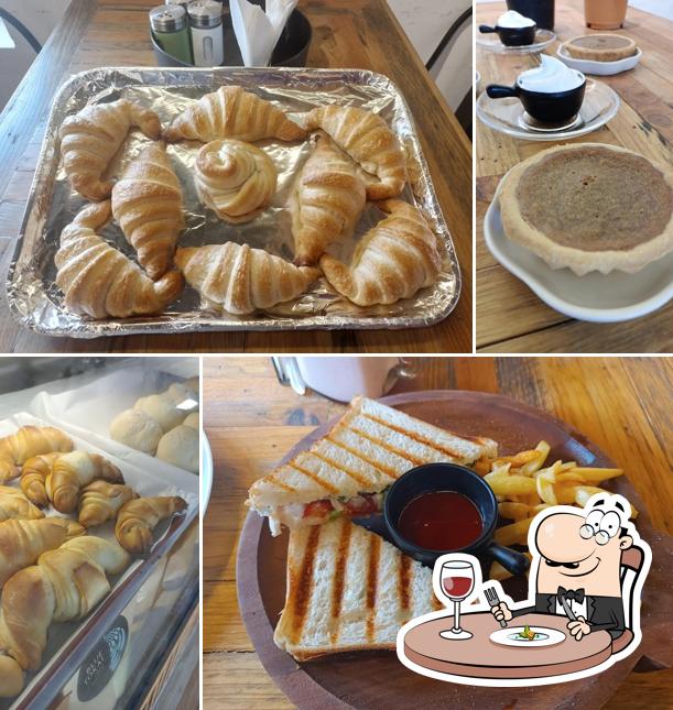 Meals at Naomi Café French Bakery Café
