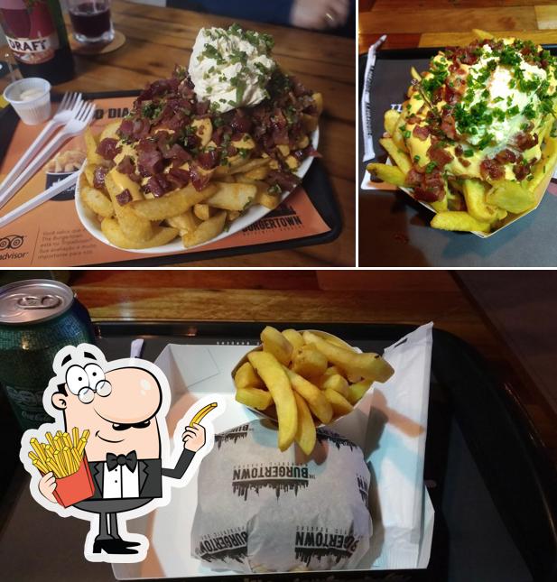 Experimente batatas fritas no The Burgertown