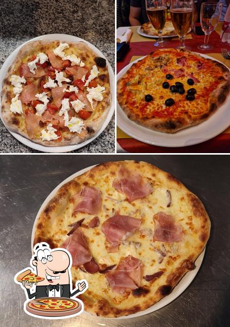 Scegli una pizza a Pizzeria Gelateria Il Fumetto