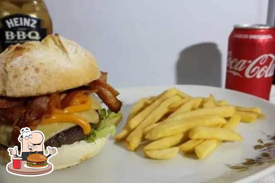 Os hambúrgueres do Vibe Lanches irão saciar uma variedade de gostos