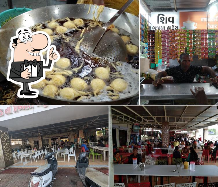 Shiv Bhajiya House & Tea