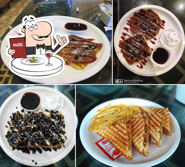 Meals at Waffle 'N' Créme