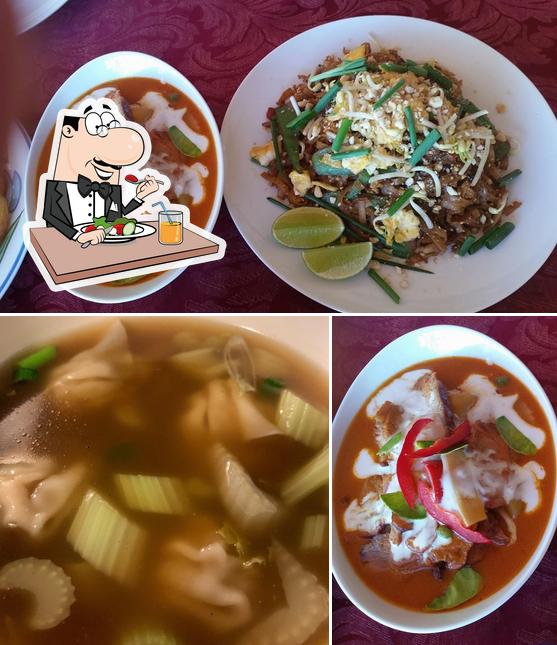 Nana Thai Cafe in Wongaling Beach Restaurant reviews