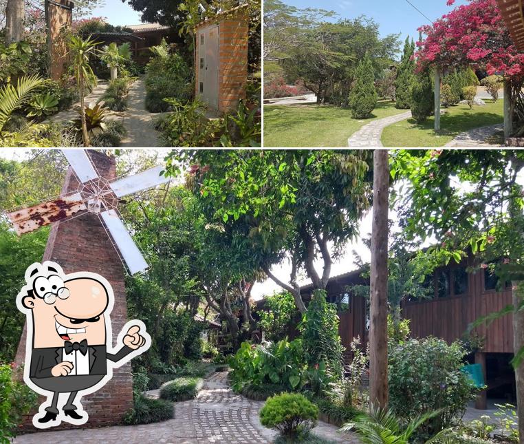 Você pode espairecer no na área externa do Restaurante e Café Colonial Recanto das Flores