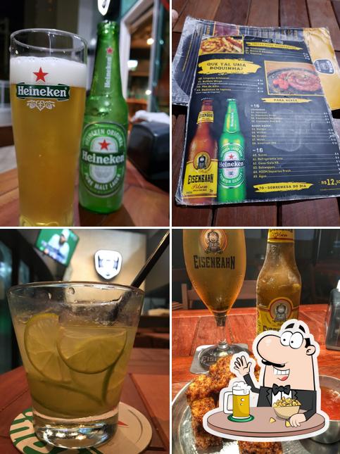 Rocha Burger serve uma opção de cervejas