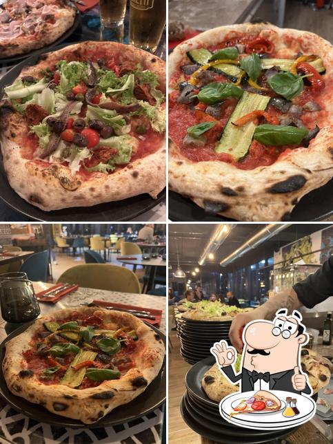 Scegli una pizza a Pizzeria La Grosta