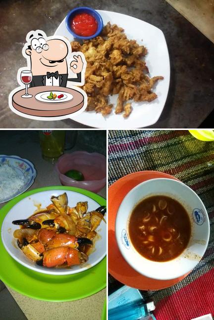 Food at Seafood "Crab-Crab"