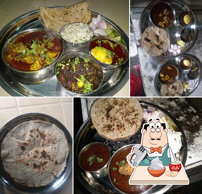 Hotel Savji Mutton Khanawal provides a variety of desserts