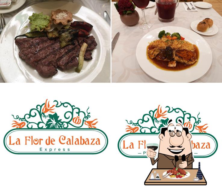 Elige un plato con carne en Restaurante La Flor De Calabaza