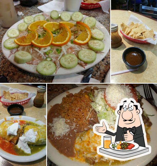 Super Antojitos Express, 1702 N Bristol St in Santa Ana Restaurant