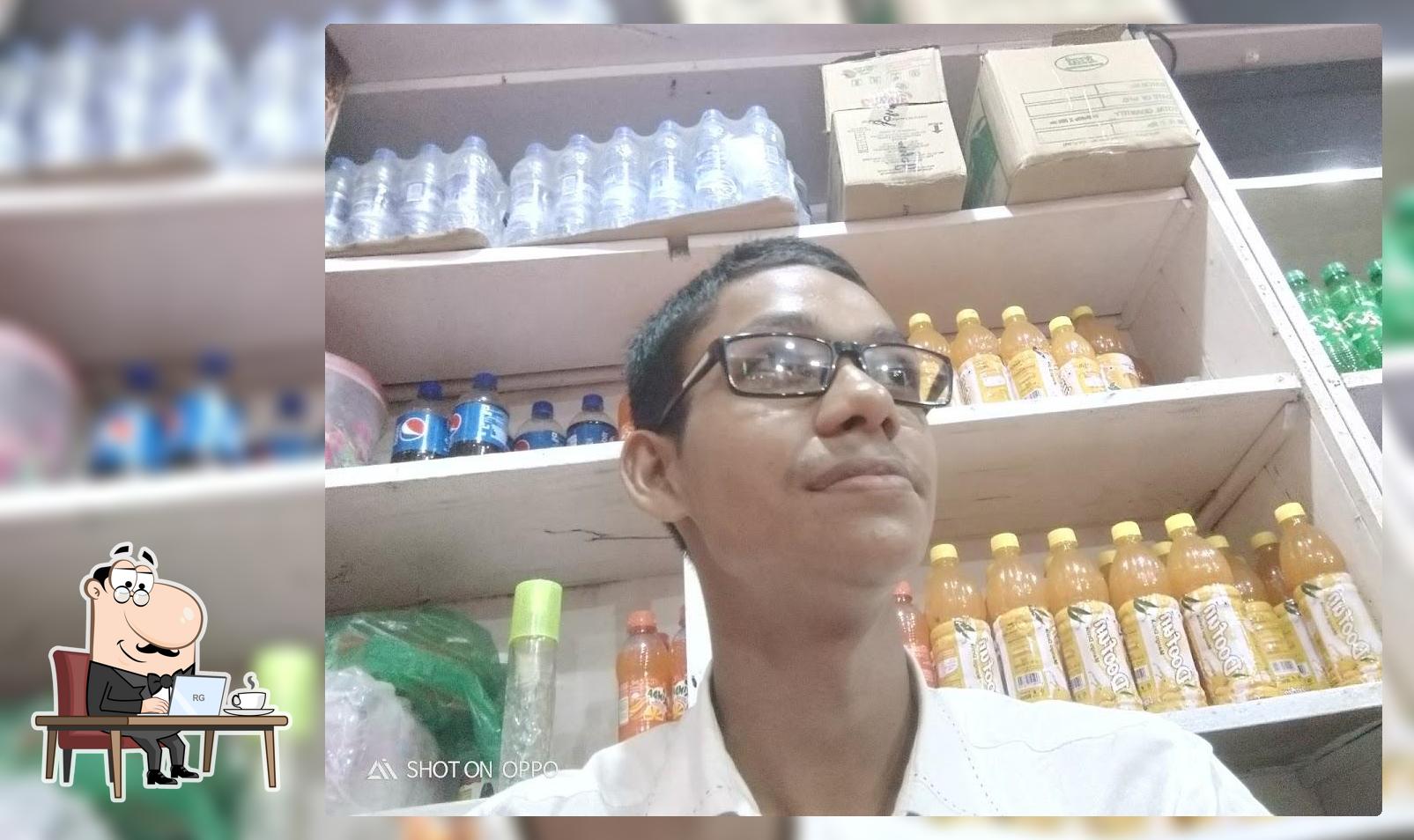 Momos Corner