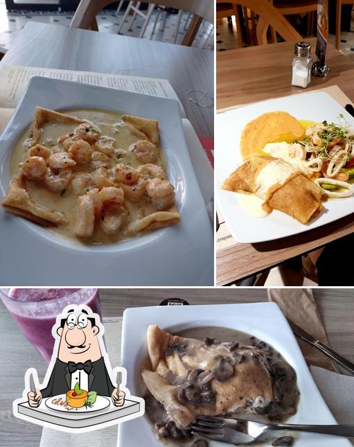 Restaurante Crepes & Waffles Centro Comercial Serrezuela, Colombia